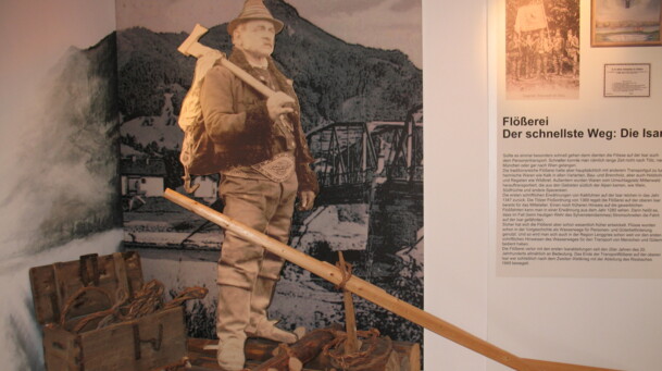 Ein Floßmodell im Heimatmuseum Lenggries