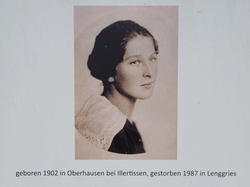 Bild von einer Dame aus 1932
