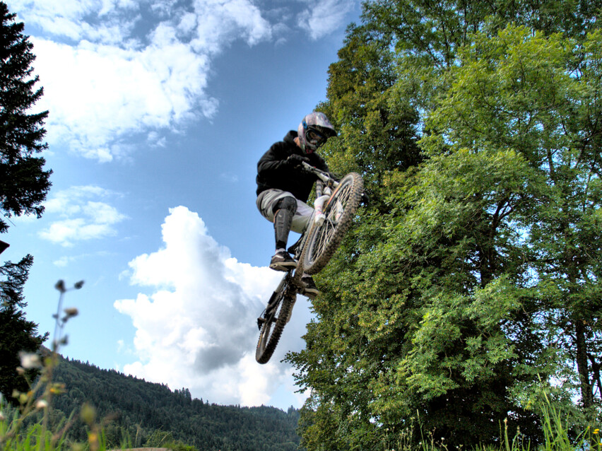 Biker im Bikepark Lenggries